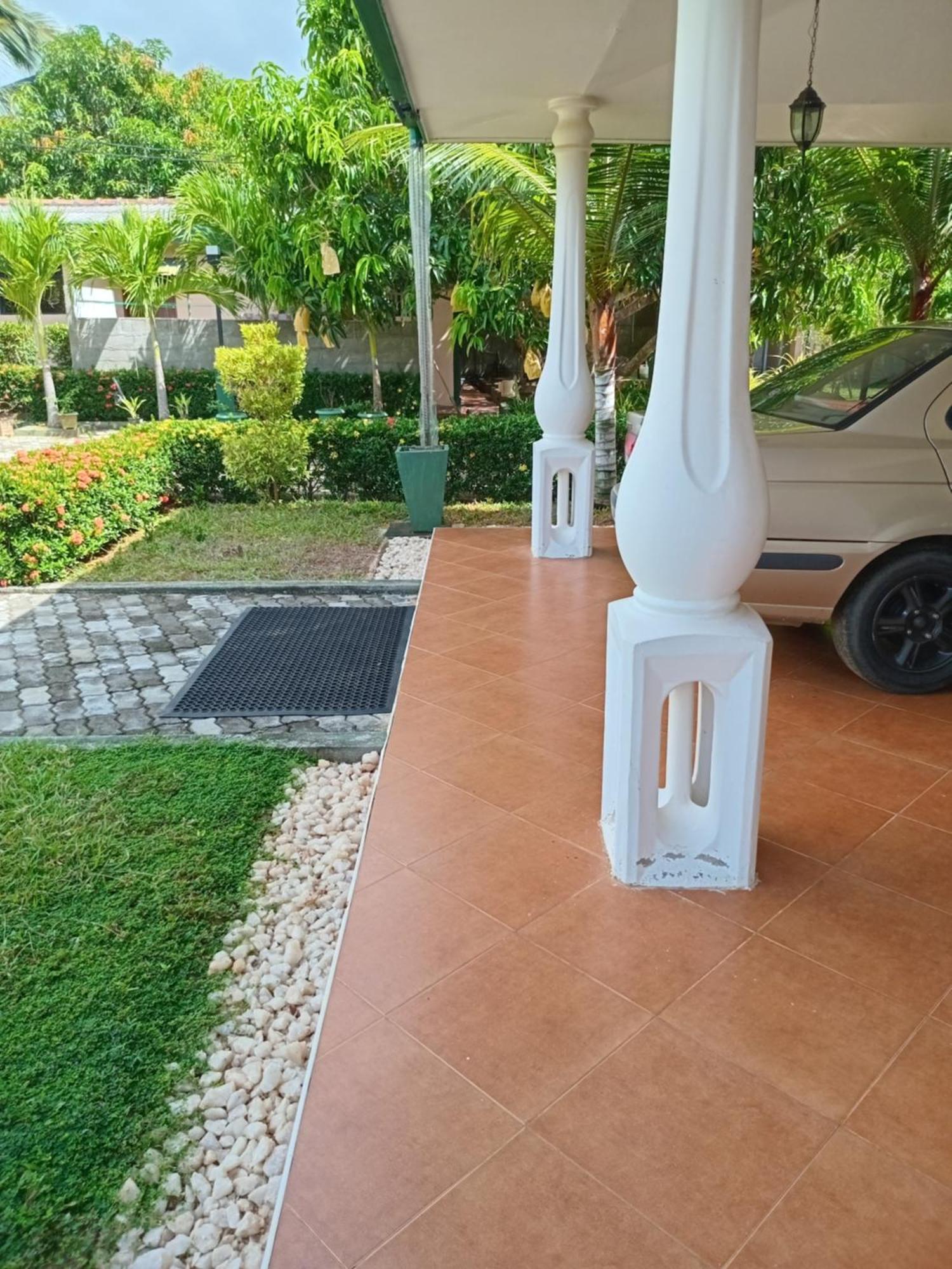 Sunshine Holiday Resort -Sella Kataragama Zewnętrze zdjęcie